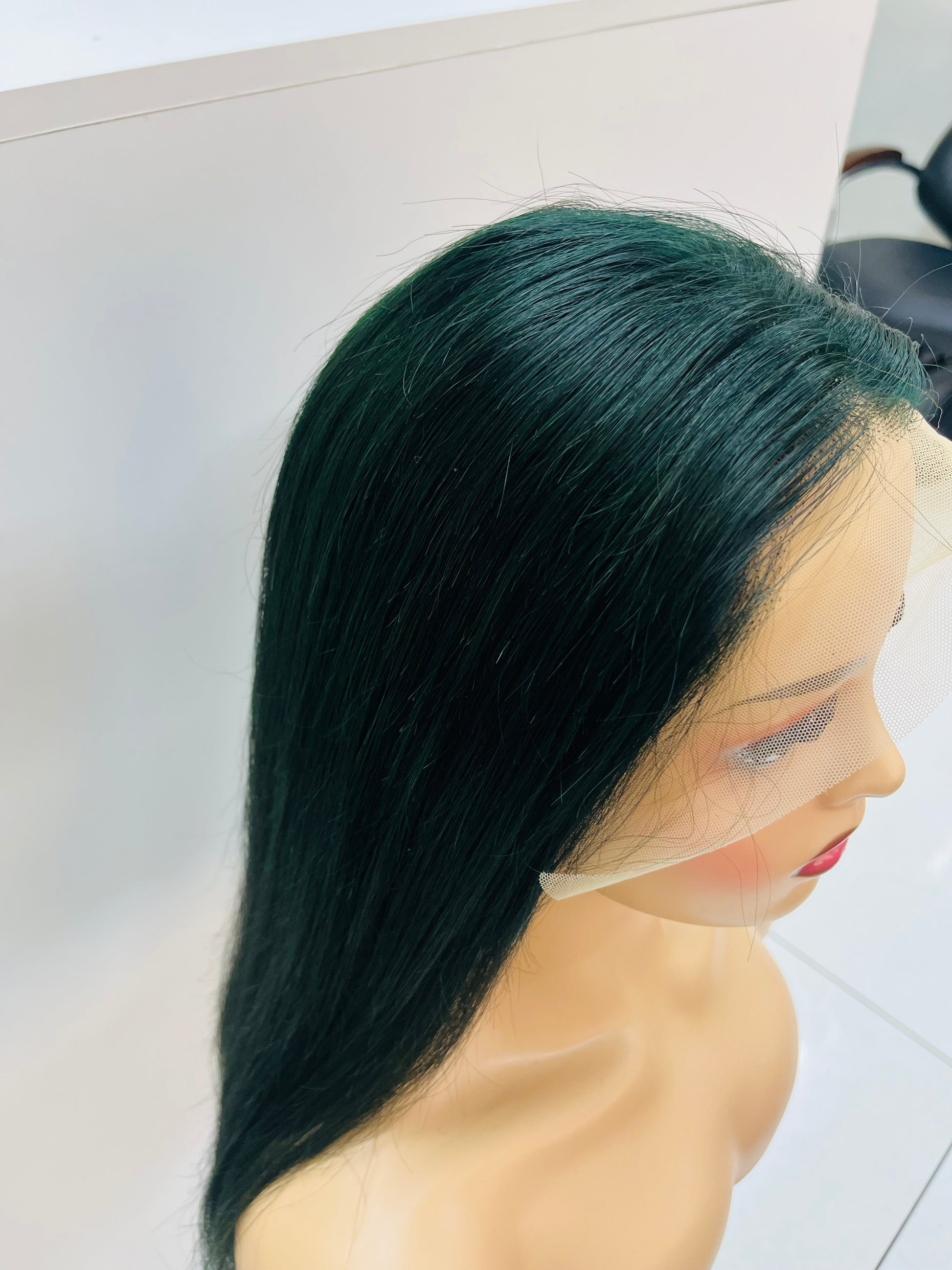 16” Green Brazilian Wig